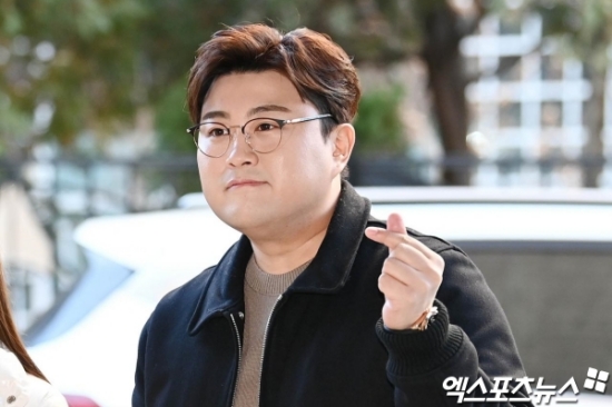 "<b>임영웅</b>, 1억 행사도 거절"…정동원 外 트로트 가수 <b>행사비</b> 공개