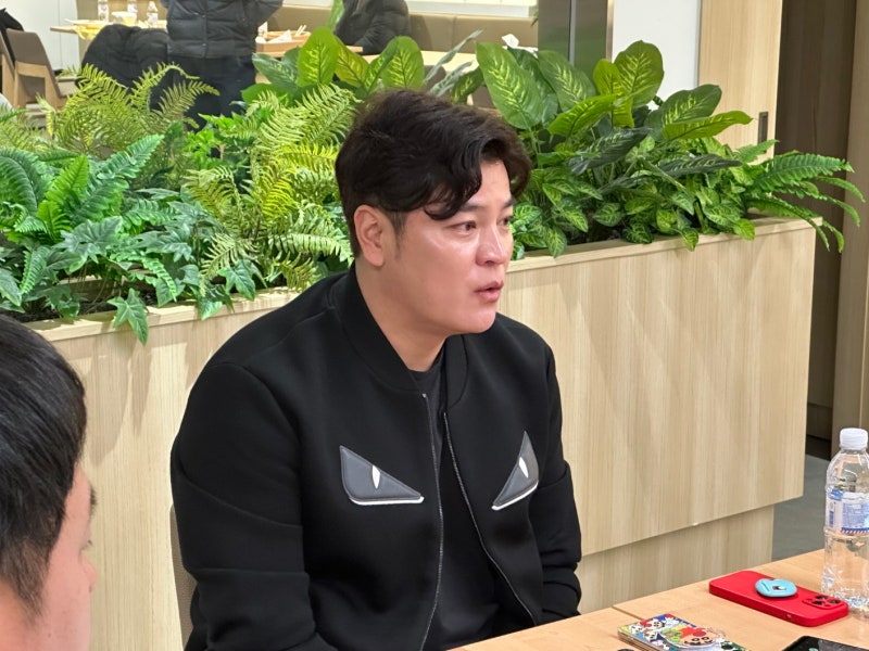 [分享] 講出來 秋信守不畏挺霸凌風波想幹大事