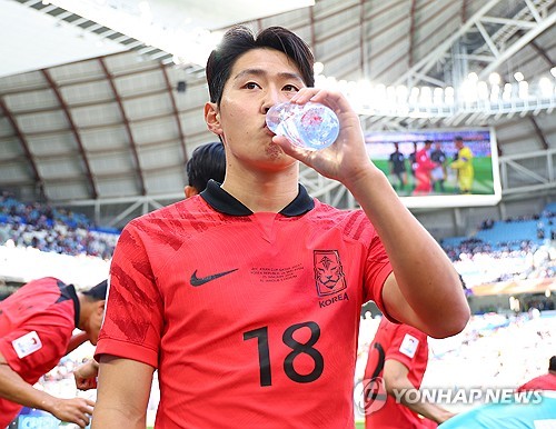 '골 되찾은' <b>이강인</b>, <b>조별리그 3차전</b> 베스트11 뽑혀…'아시아의 별' 되는 중 ...