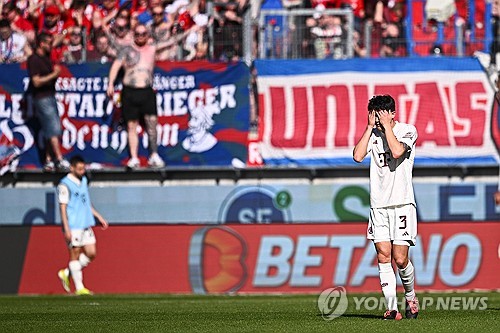 바이에른 뮌헨은 오는 13일 오후 10시30분 독일 뮌헨에 위치한 알리안츠 아레나에서 열리는 FC쾰른과의 분데스리가 29라운드 홈경기를 앞두고 있다. 경기를 앞두고 사전 기자회견에 참석한 토마스 투헬 감독은 쾰른전