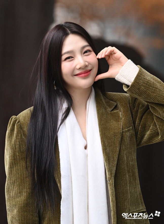 조이·SM 재계약 여부에 팬덤 술렁…10주년 맞은 레드벨벳 향방은? [엑s 이슈] | 네이트 판