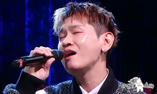 BTS J-Hope Gifts Crush a Large Mic… Surprised at How Much It Cost (Las)