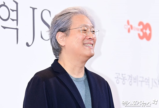 박찬욱 "21세기였다면 김태우x신하균 퀴어"…25년 만에 밝힌 'JSA' <b>비화</b> ...