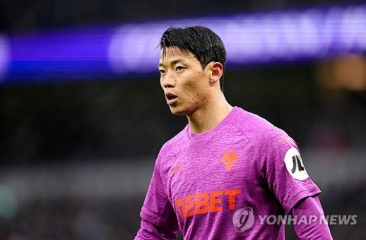 [공식발표] 황희찬 대충격! '2부 강등' 점점 현실로…'경기장 <b>폭행</b>' FW 4...