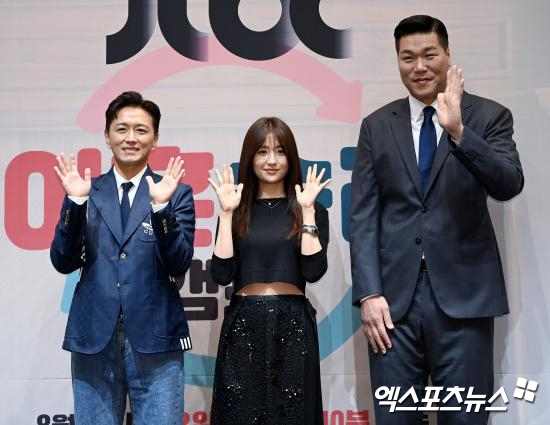 가족 예능 어디로? 자극 찾는 '<b>이혼숙려캠프</b>', 시작 어땠나…<b>출연자</b> 사...