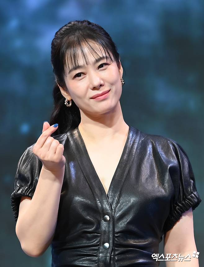 <b>김현주</b>, <b>매니지먼트 시선과</b> 전속계약…신혜선과 한솥밥 [공식입장]
