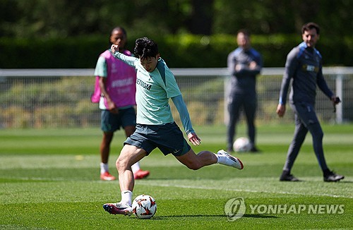 "토트넘 <b>손흥민</b> 사우디로 방출 결정" 2400억 규모…SON '우승의 땅' 빌바...