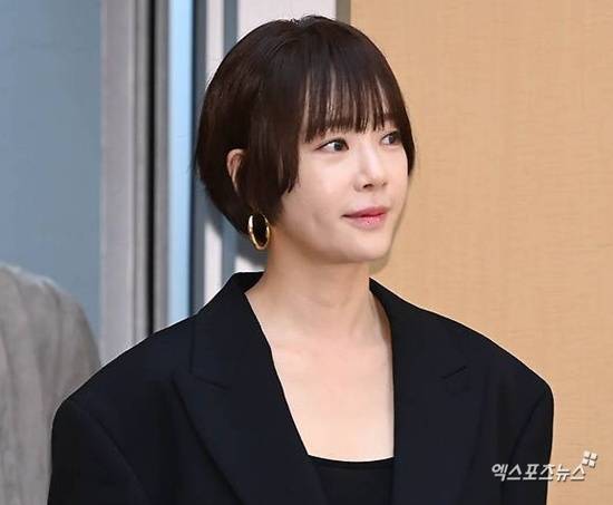 '18억 <b>부동산 가압류</b>' <b>황정음</b> 측 "<b>이혼</b> 소송 과정서 발생, 원만 정리 예...