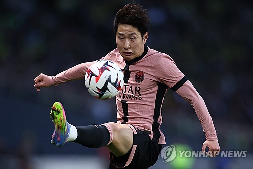韓 축구 초대박! "<b>맨유</b>, <b>이강인</b> 영입에 적극적"…박지성 후배 된다.