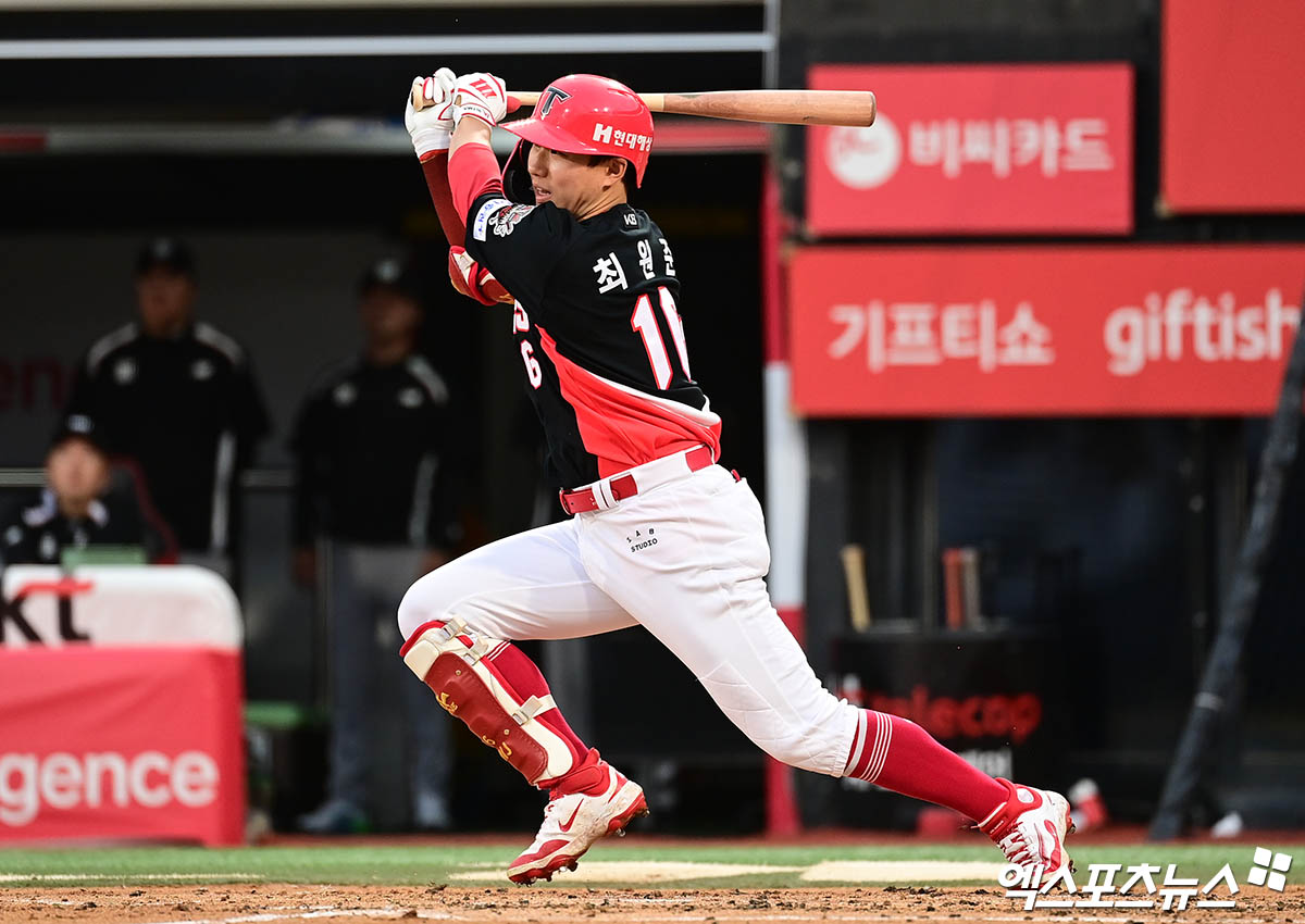 '5번 3루수' <b>위즈덤</b>+'7번 우익수' <b>최원준</b>, 드디어 <b>복귀</b> 완료!…"믿고 있...