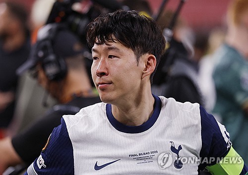 <b>손흥민</b> 몸값이 1842억!…토트넘 너무 하네, 터무니 없는 이적료 책정→...