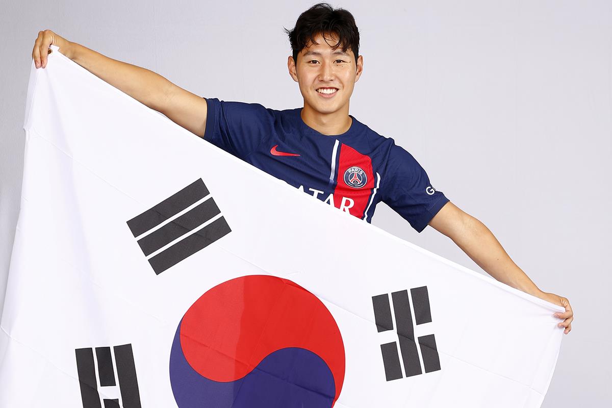 <b>이강인</b> 패스→호날두 골!…상상이 현실되나? '오일 머니' 알 나스르, <b>PSG</b>...