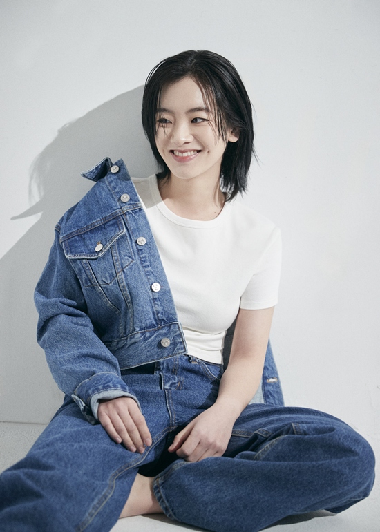 '<b>야구소녀</b>' <b>이주영</b>, 마운드로 돌아왔다…22일 <b>시구</b> 진행