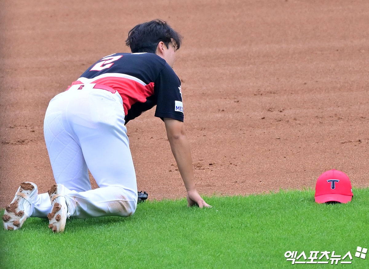 <b>박민</b> ‘아쉬운 <b>포구 실책</b>’[포토]