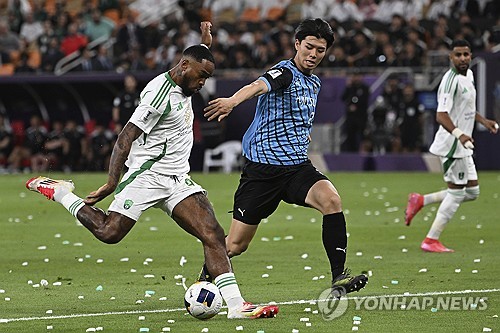 손흥민, '<b>호날두</b> 막은' 일본 동료 탄생→J리그 최고 이적료 경신…04년생...