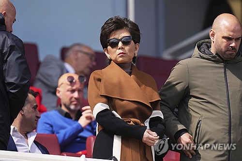 '한국계 신화' 유럽 축구 휩쓴다! '남자팀 구단주' 탄생…<b>미셸 강</b>, '2부...