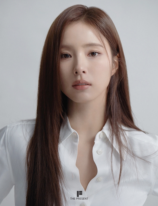 <b>신세경 악플러</b>, 징역 8개월 <b>실형</b>…소속사 측 "향후에도 선처 無" [공식입...