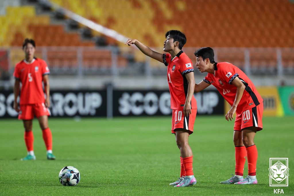 우린 <b>지소연</b>의 시대에 살고 있습니다…'JI 94분 <b>극장골</b>' 신상우호, 중국...