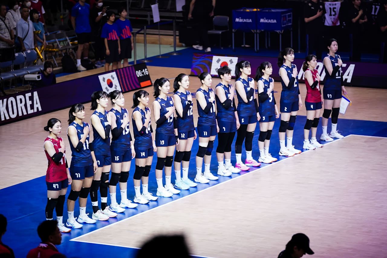 <b>여자배구</b>, VNL 최종전 프랑스에 0-3 완패→1승 11패 '<b>강등 위기</b>'…참사 ...