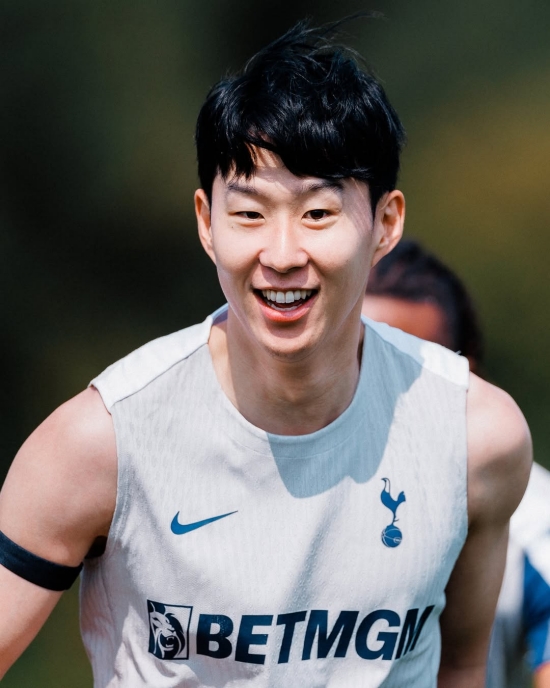 "<b>손흥민</b> 이적 가능성 1위!" BBC급 기자 충격 폭로…사우디행 70% 현실로?...