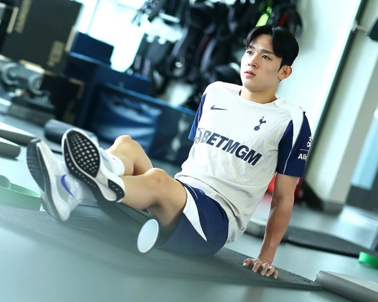 "손흥민 전성기 보는 듯! <b>양민혁</b>, 우리의 원더키드"…<b>토트넘</b> 프리시즌 ...