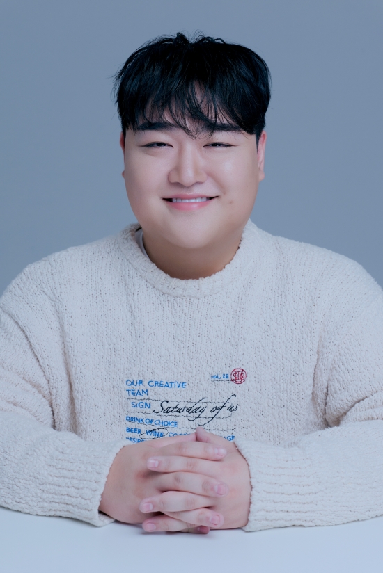 '남자 이수지' <b>김규원</b>, <b>씨피엔터테인먼트</b> 품으로…신동엽과 한솥밥 [공...