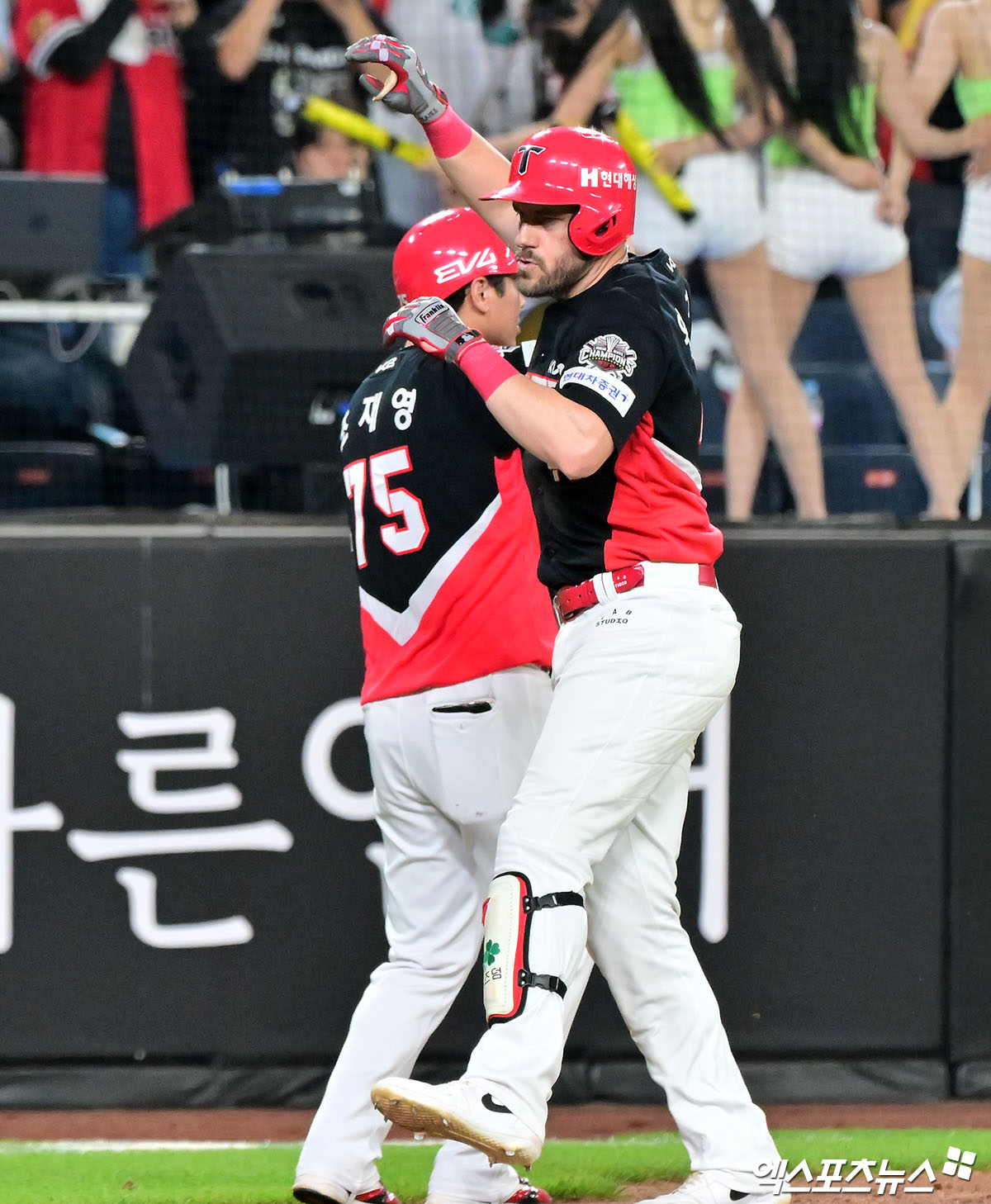 "'득점권'서 약해", "당겨치기만 하는 선수" KIA 외인 편견 깨부쉈다…만...