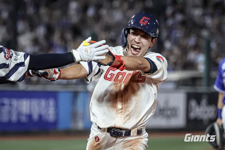 '패패패패패패패패' <b>롯데</b>, 마황 9회 홈런으로 9연패는 피했다…<b>삼성</b>과 ...