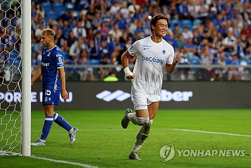 <b>오현규</b> '골대만 2번' 아깝다→'1골+자책골 유도' 유럽대항전 보인다…헹...