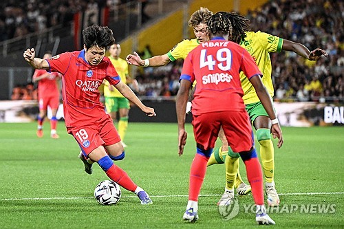 [속보] '韓 축구 초대형 사건 임박!' <b>이강인</b>, <b>손흥민 후계자</b> 낙점…토트...