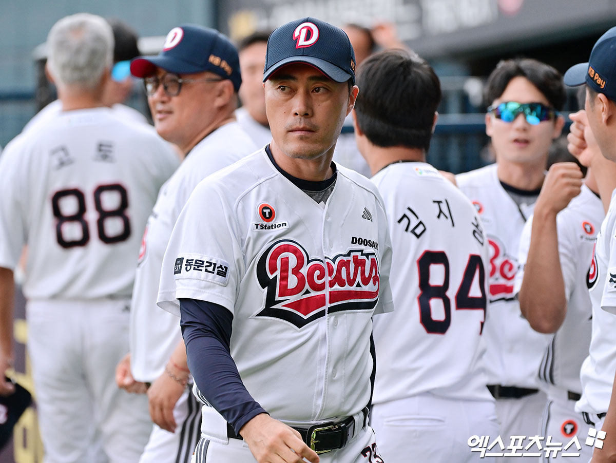 '<b>퇴장</b>' <b>조성환</b> 대행 폭발했다! 가루 튀고 굴절인데 '파울 유지?'…"라인...