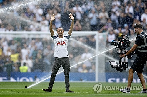 "<b>손흥민</b> 등번호라 책임 크다" <b>토트넘</b> NEW '<b>7번</b>', SON <b>후계자</b> 겨냥…"나도...