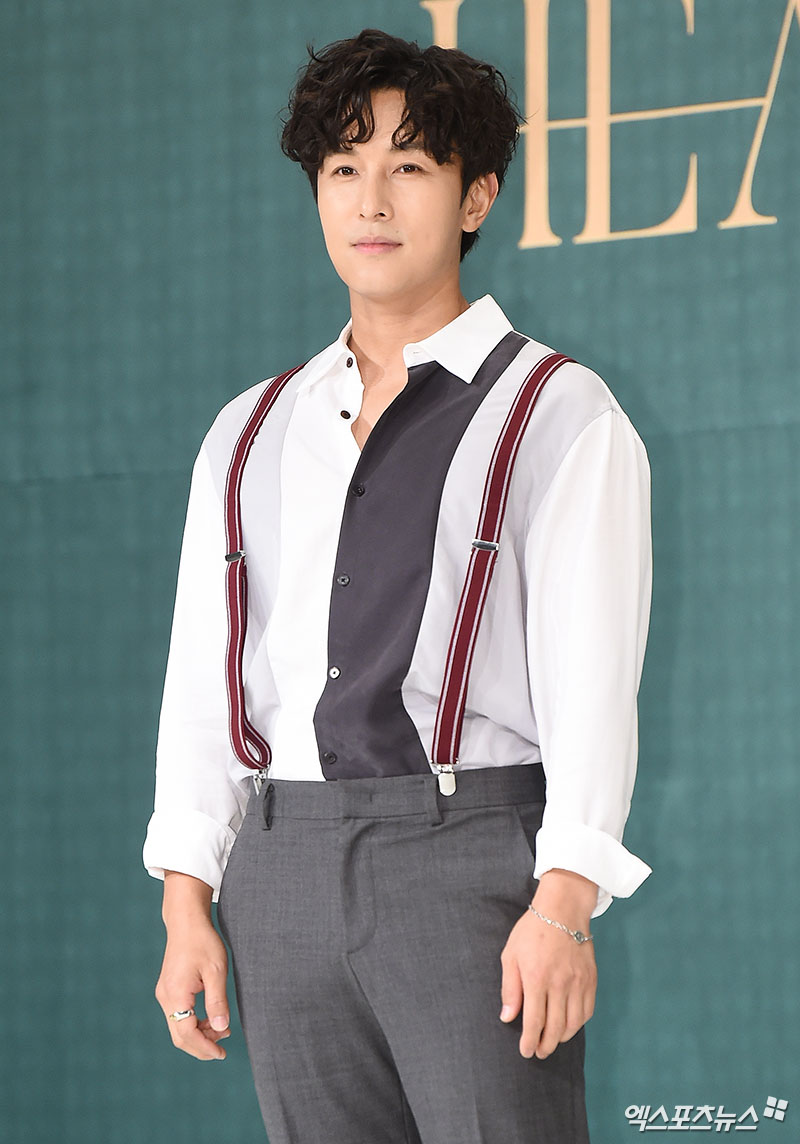 "섭외 그만" <b>김동완</b>, <b>예능</b> 제작진 공개 저격…배부른 소리? 경솔 발언 논...