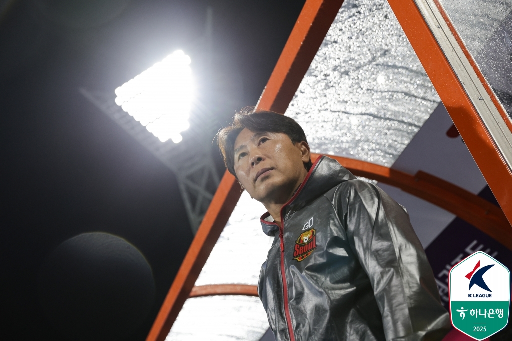 "더 이상 물러설 곳 없다. 선수들 역시 무게감 인지 중" <b>FC서울</b> <b>김기동</b> ...