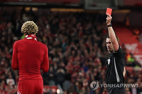 "멍청해" <b>에키티케</b> 골 넣고 '<b>퇴장</b>'→EPL 출전 불가…리버풀은 사우샘프...