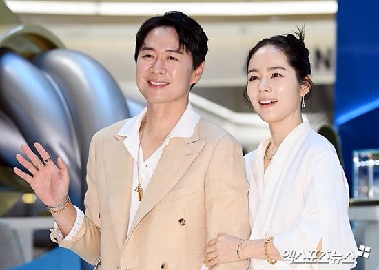 <b>한가인</b><b>연정훈</b>, 결혼 23년 차에 '<b>이혼수</b>' 충격…"잘 넘기면 좋지만" (자...