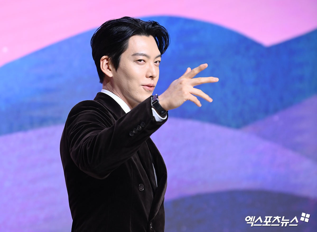 <b>김우빈</b> '<b>다 이루어질지니</b>'[엑's HD포토]