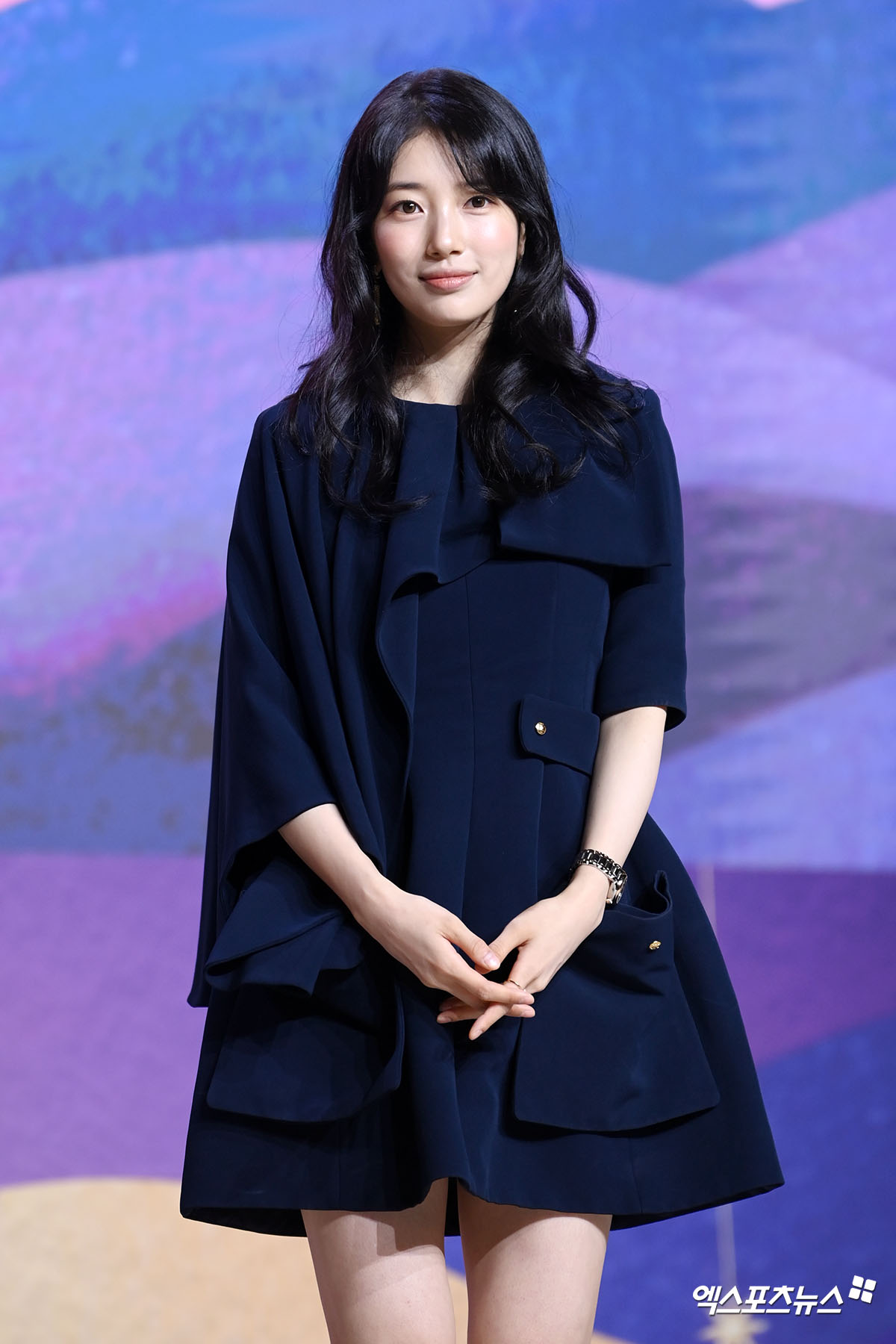 "유치하다" 수지, '<b>다지니</b>' 포스터 논란 언급…"이유가 있겠지" [엑's 이...