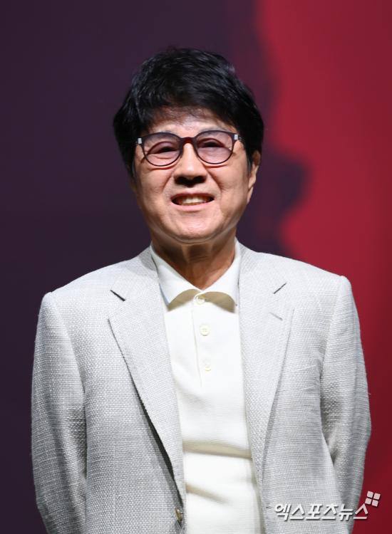 75세 가왕 <b>조용필</b>, <b>은퇴</b> 입 열었다…"지금도 물어봐, 앨범은 마지막" 단...
