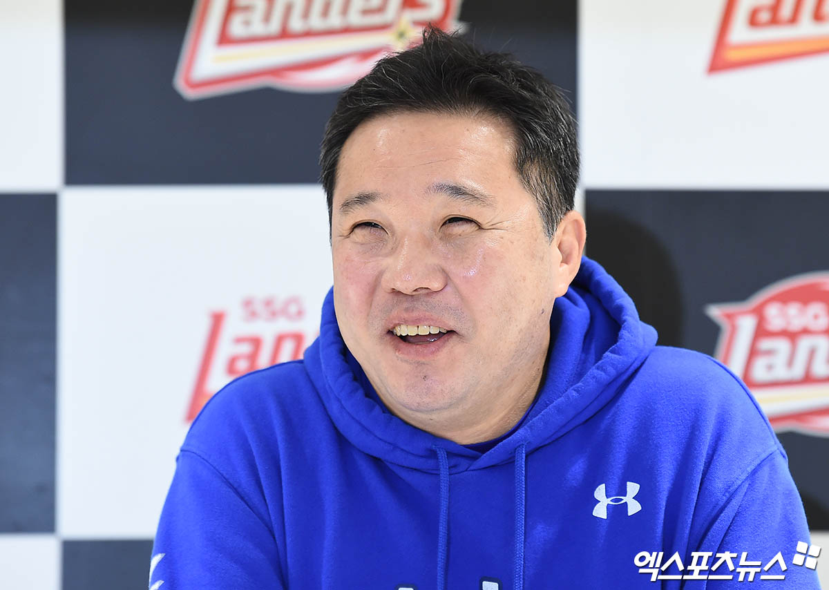 "<b>이재현</b>이 막힌 걸 뚫었다"…SSG 덮친 PS '최초 대기록', 삼성 방망이에...