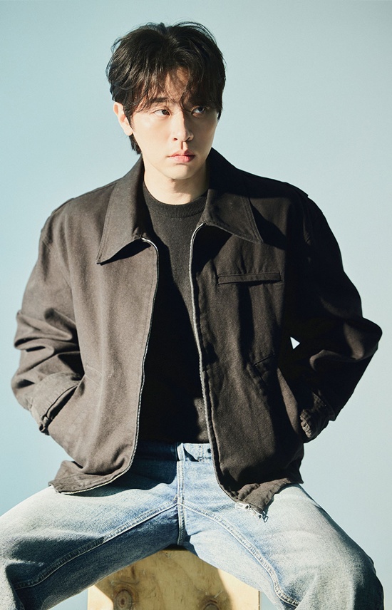 <b>박정민</b>, <b>화사</b> 만난다…<b>뮤비</b>서 연기 호흡 '가을 감성' 극대화