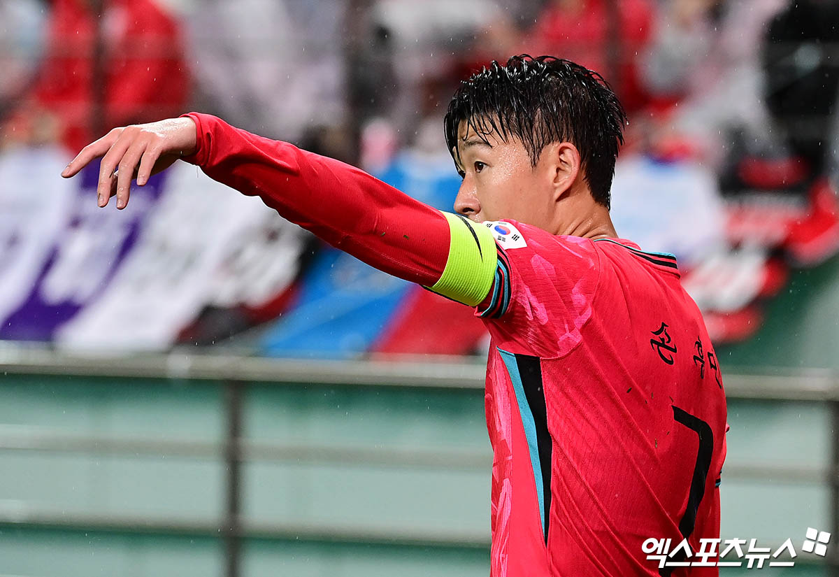 "축하합니다! 레전드 <b>손흥민</b>"…SON '<b>A매치</b> 한국<b>신기록</b>' 경신→EPL 사무국...
