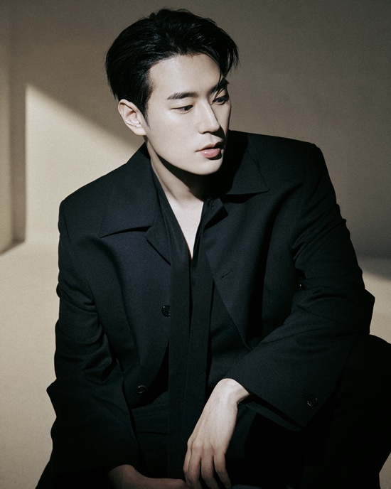 '탁류' <b>박서함</b> "첫·마지막 촬영 후 울었다…혼자 <b>눈물</b> 흘리며 셀카 찍...