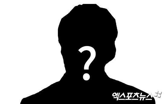 "뒷좌석에서 뭐했어요?"…'<b>아이돌 커플 협박</b>' <b>렌터카 사장</b>, 징역형 집유...