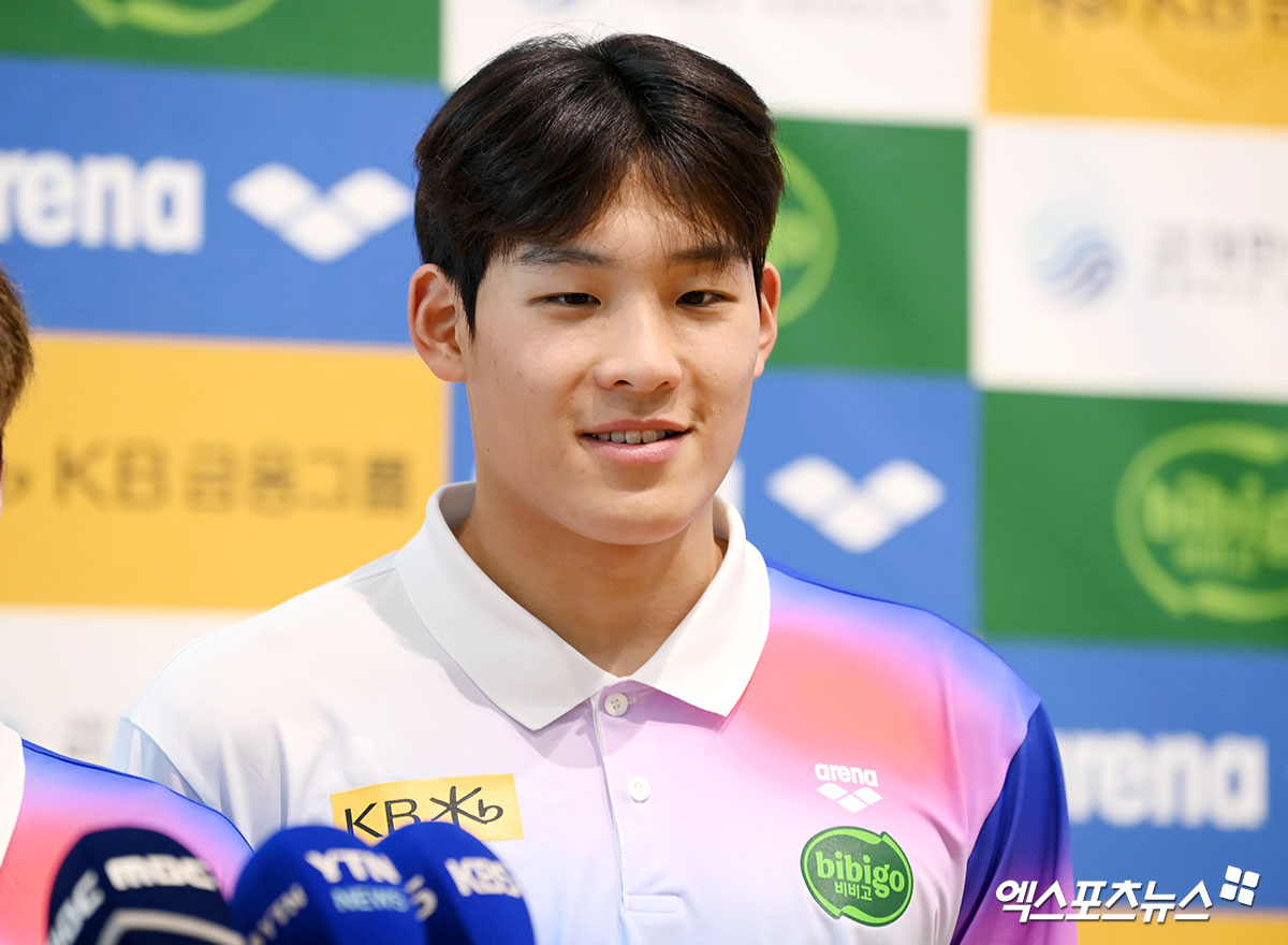 <b>황선우</b> 제치고 한국<b>신기록</b>!…<b>김영범</b>, 남자 자유형 100m 초신성 출현 알...