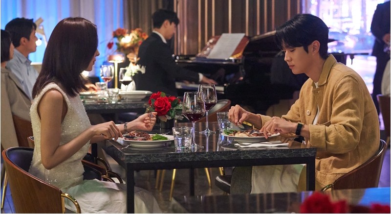 '우주메리미' <b>최우식</b>, 정소민은 어쩌고…<b>신슬기</b>와 <b>데이트</b> '포착'