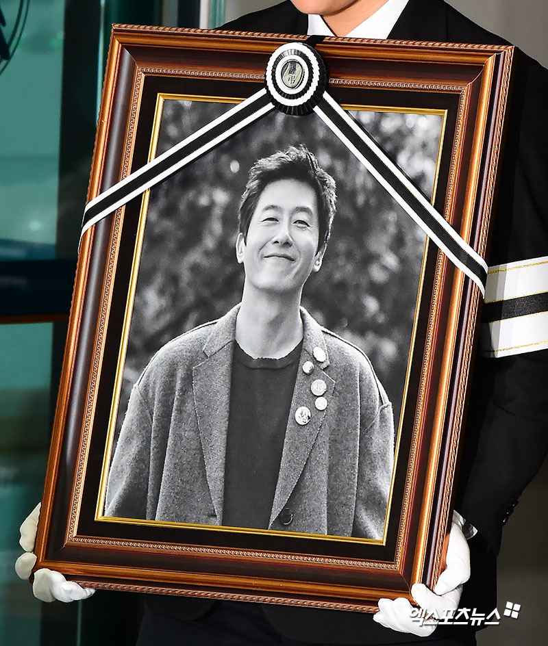 갑자기 떠난 '구탱이 형' 故 <b>김주혁</b>, 오늘(30일) <b>8주기</b>…여전한 그리움