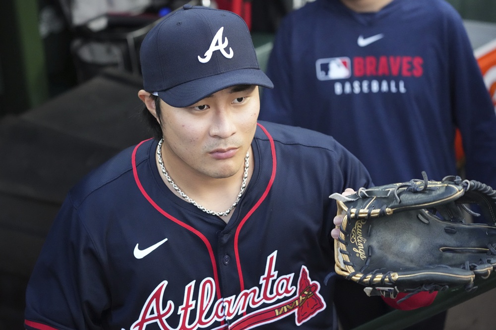 '대박' 어렵다? <b>김하성</b>, MLB닷컴 선정 TOP <b>FA</b> 30인 제외…미국 내 <b>저평가</b>...