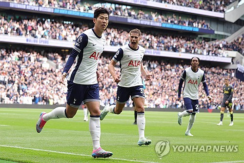 '<b>손흥민</b> 주급 깎아!' 토트넘 충격 뒤통수…SON 떠나자 '67.7m 환상골' DF,...