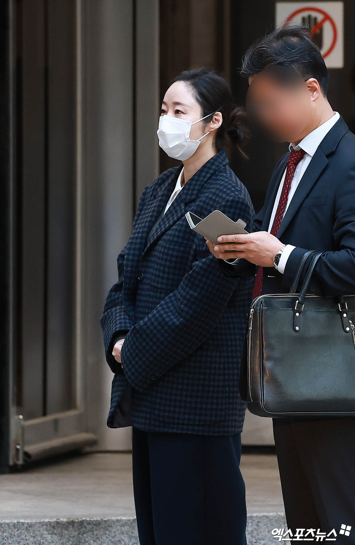 <b>민희진</b> '어도어-<b>돌고래유괴단 손배소</b> 증인 신문 마치고'[포토]